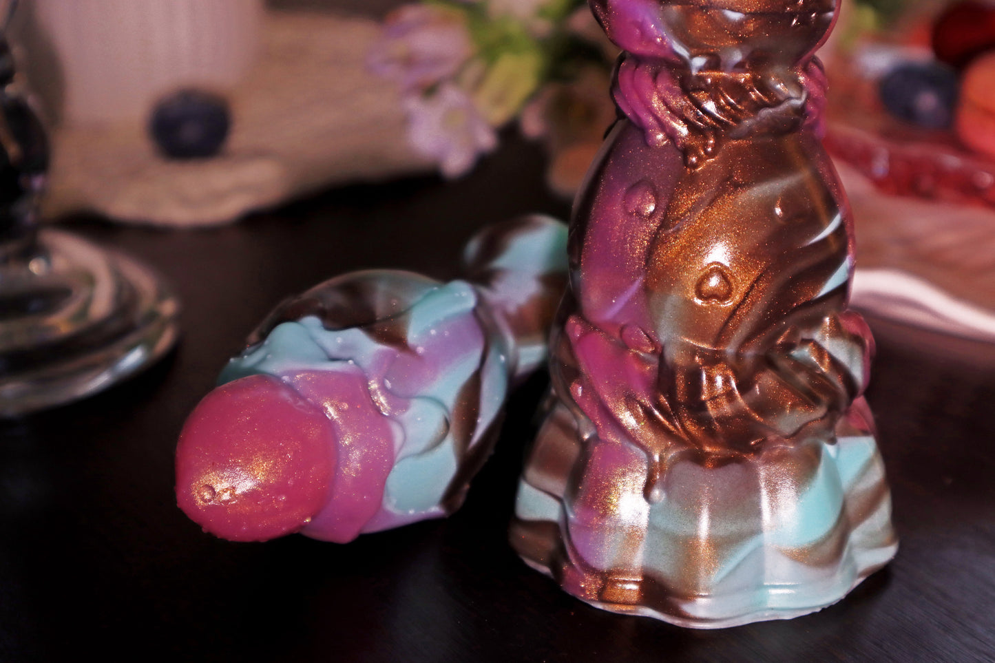 Master4Fancy Berryboo strawberry beads, dessert-inspired silicone toy in mint chocolate color, for vaginal and anal play,base detail