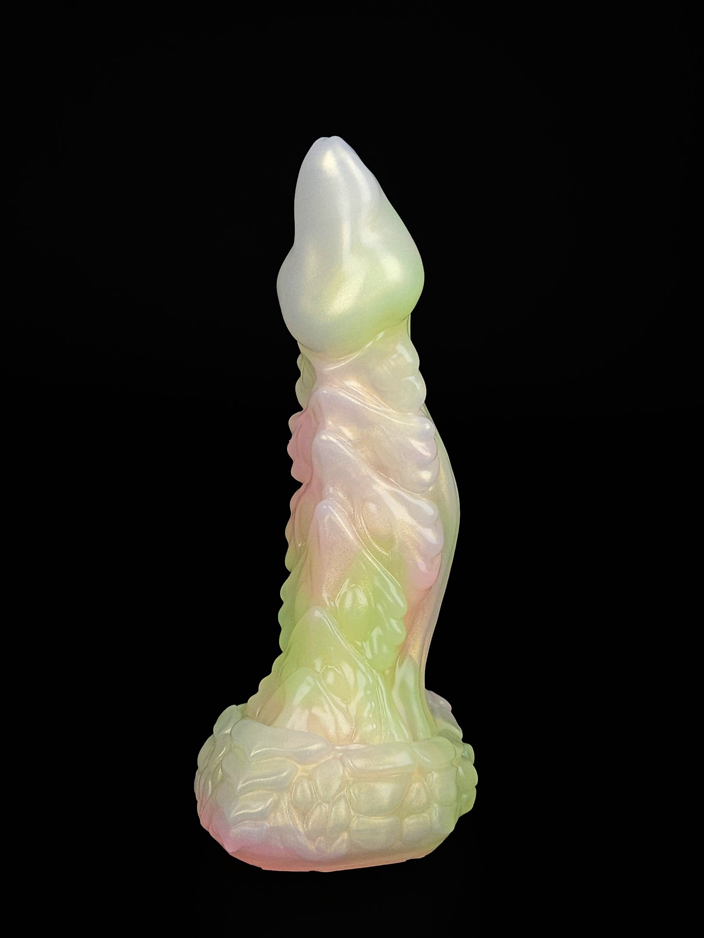 「FLASH OF PREY」Gobi Desert Raptor, Female Alpha, Erect Clitoris, Blowhole, Bony Plate Scales