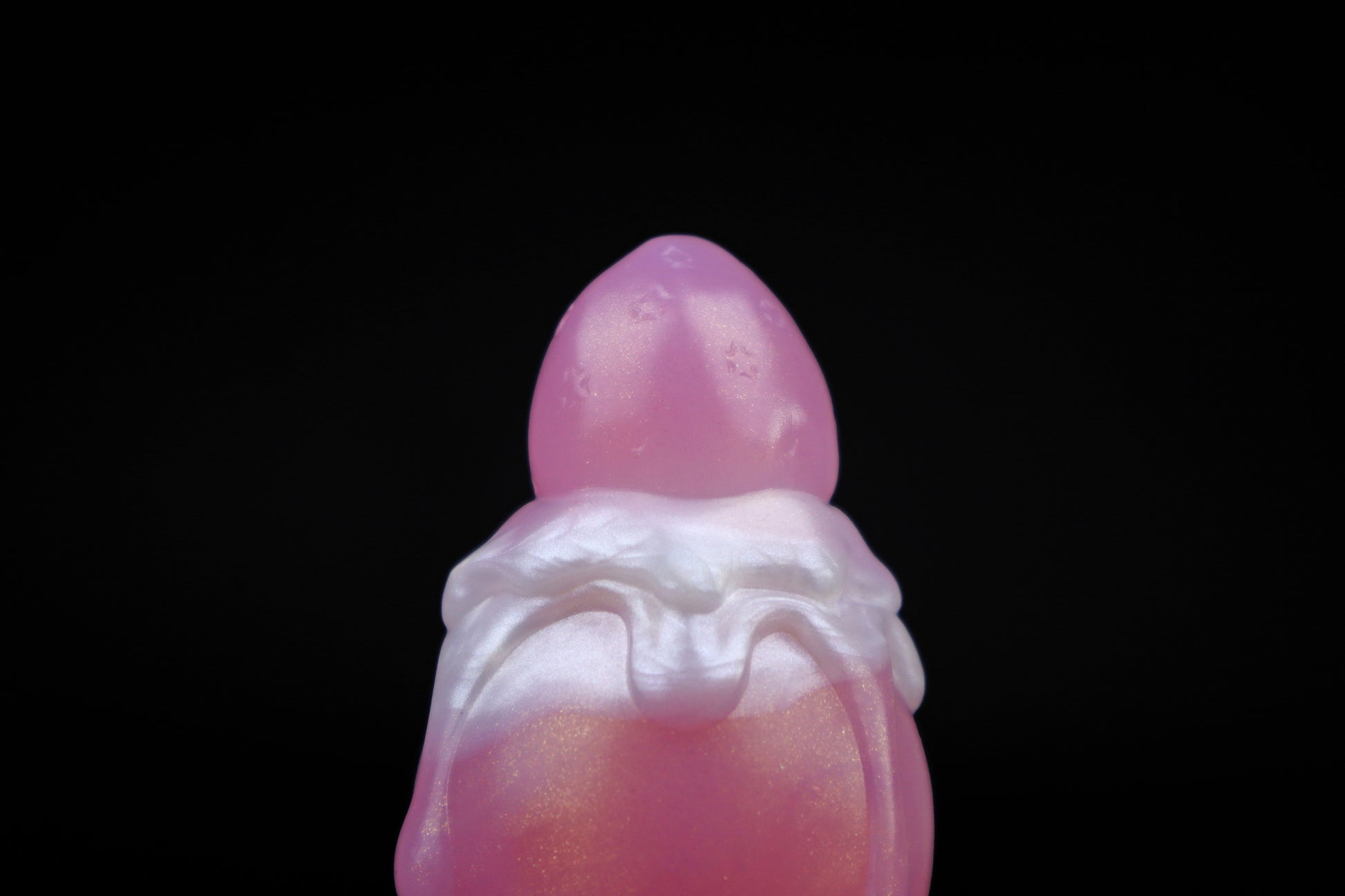 Master4Fancy Dunbi anal plug in soft pink color, front view, dessert-inspired beginner-friendly design,top detail