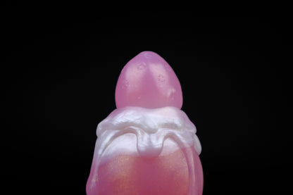 Master4Fancy Dunbi anal plug in soft pink color, front view, dessert-inspired beginner-friendly design,top detail
